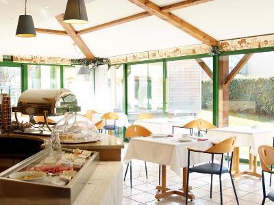 Hotel Western En Provence 3*
